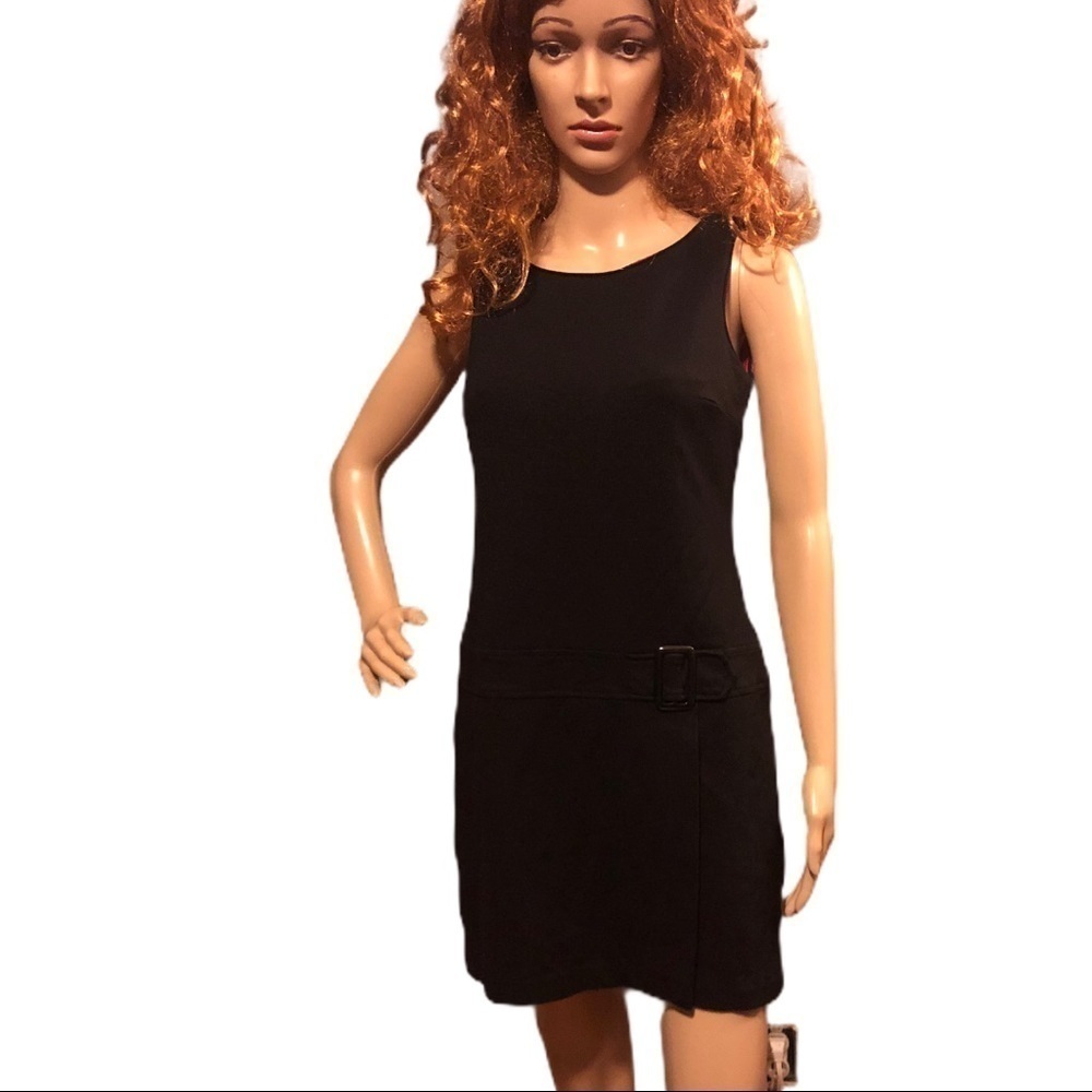 WHITE House Black Market black shift dress